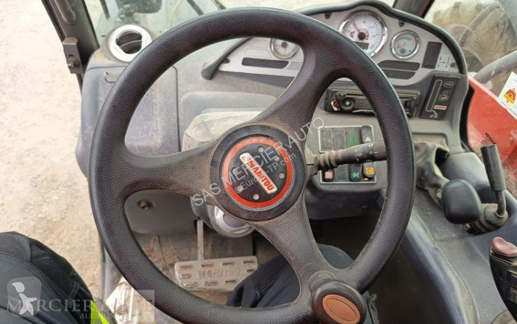 رافعة شوكية تلسكوبية Manitou