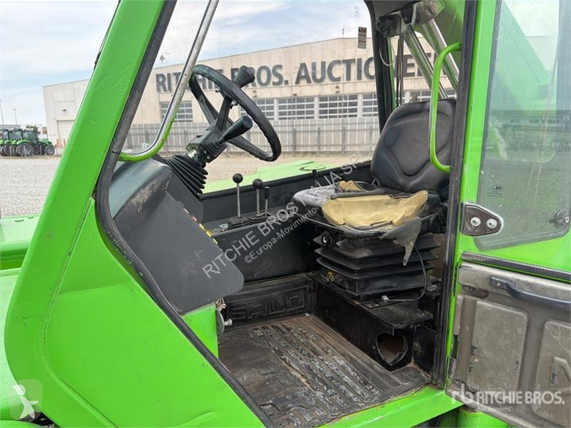 Телескопічний навантажувач Merlo P60.10EV
