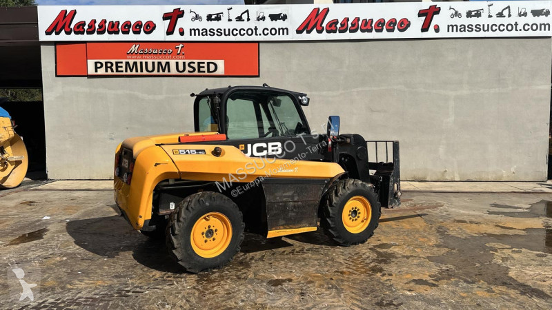 Teleskopický vozík JCB TH 4X4