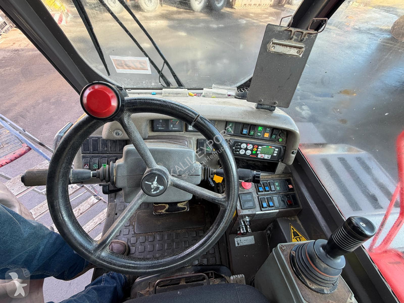 Teleskoplastare Manitou - Rotating telehandler...