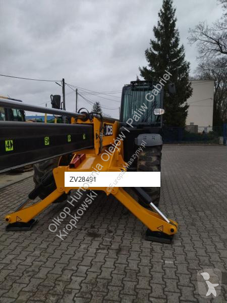 Încărcător telescopic JCB 540-140