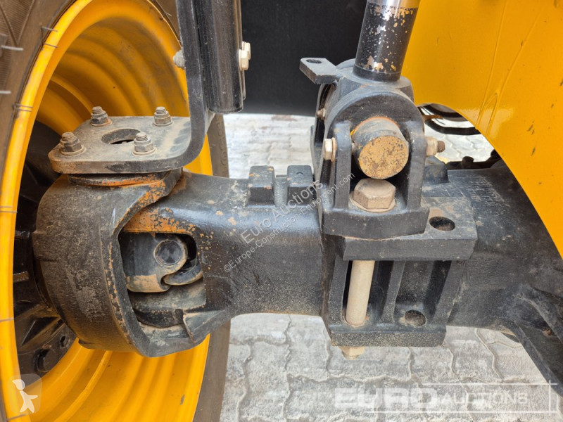 رافعة شوكية تلسكوبية JCB 540-170