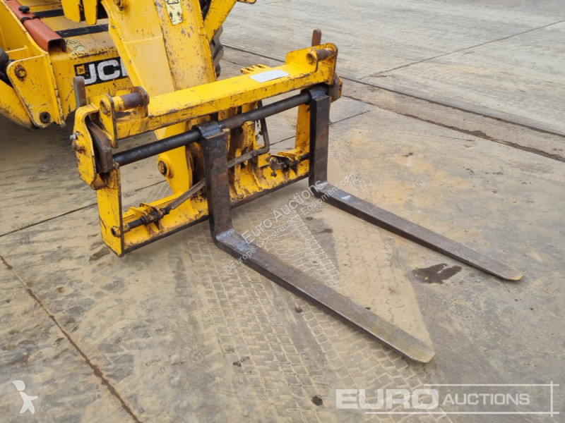 Încărcător telescopic JCB 540-140 Hi Viz