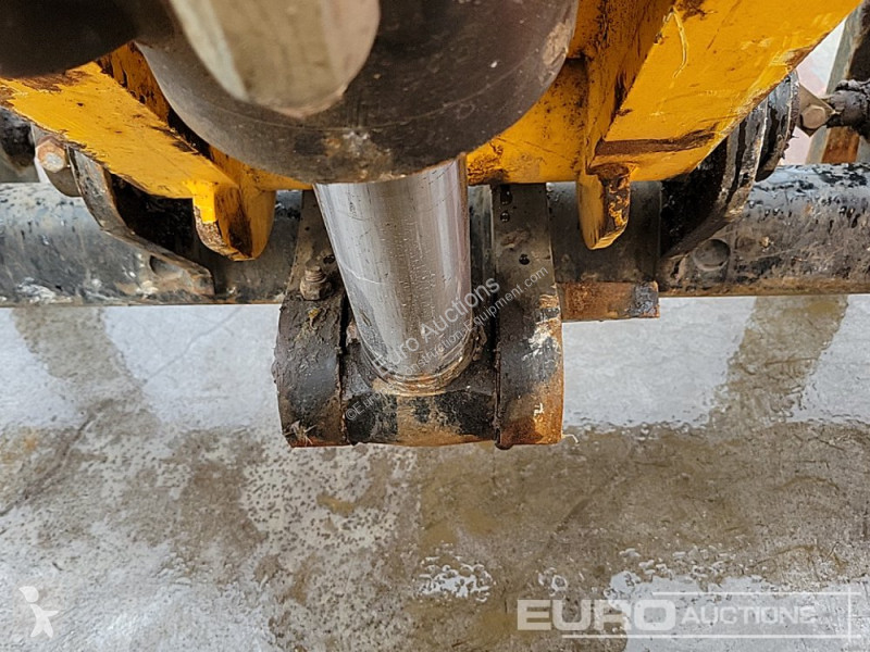 Teleskopický vozík JCB 535-125 Hi Viz