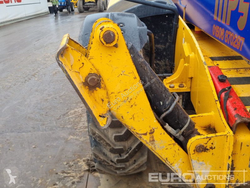 Teleskopický vozík JCB 540-140 Hi Viz