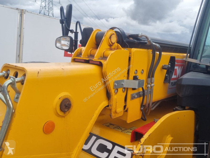 Teleskopický vozík JCB 535-95