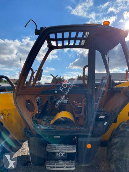 رافعة شوكية تلسكوبية JCB 540-140 -1er Main...