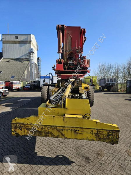 رافعة شوكية ثقيلة  Reachstacker Hyco Boss...