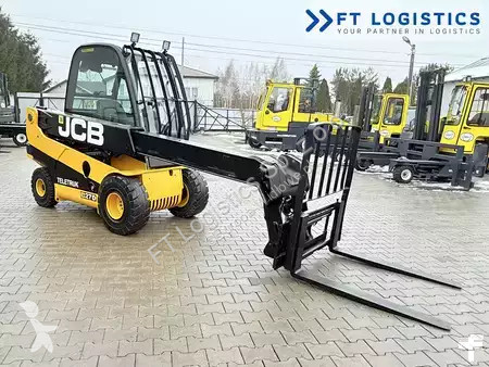 Teleskopický manipulátor JCB