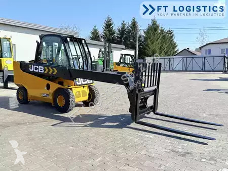 Teleskopický manipulátor JCB