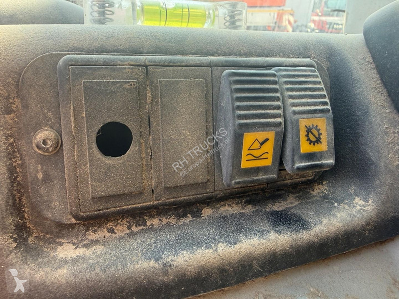 Teleskopický manipulátor New Holland LM5060 CE7...
