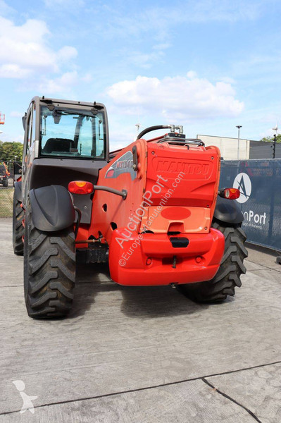 Телескопический погрузчик Manitou