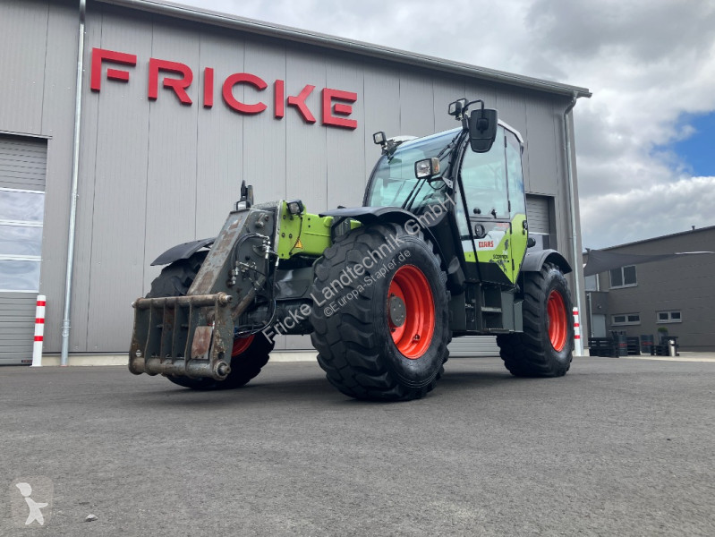 رافعة شوكية تلسكوبية Claas 741 Varipower