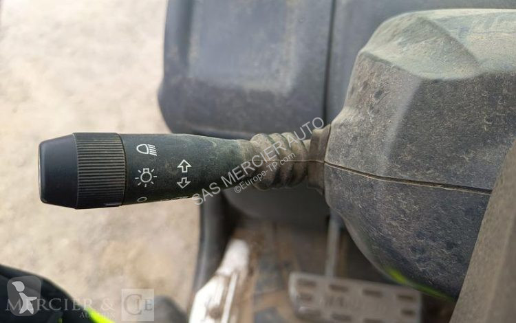 رافعة شوكية تلسكوبية Manitou