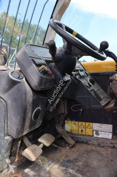 Телескопичен товарач JCB 560-80