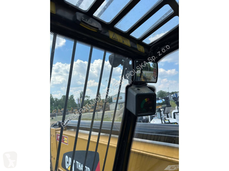 Chariot télescopique Caterpillar TH417D