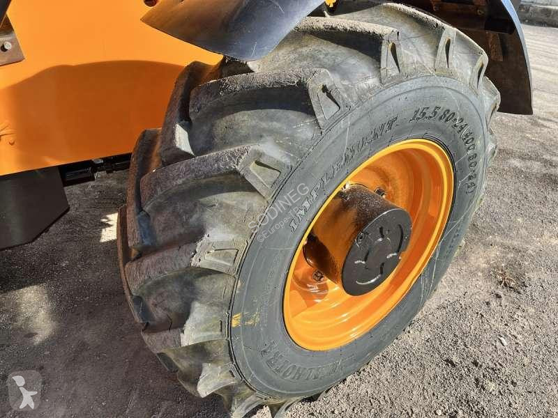 Chariot télescopique JCB