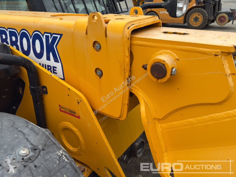 Încărcător telescopic JCB 525-60 Hi Viz