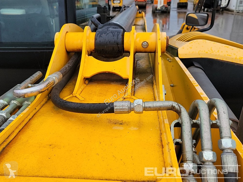 Teleskopický vozík JCB 535-125 Hi Viz
