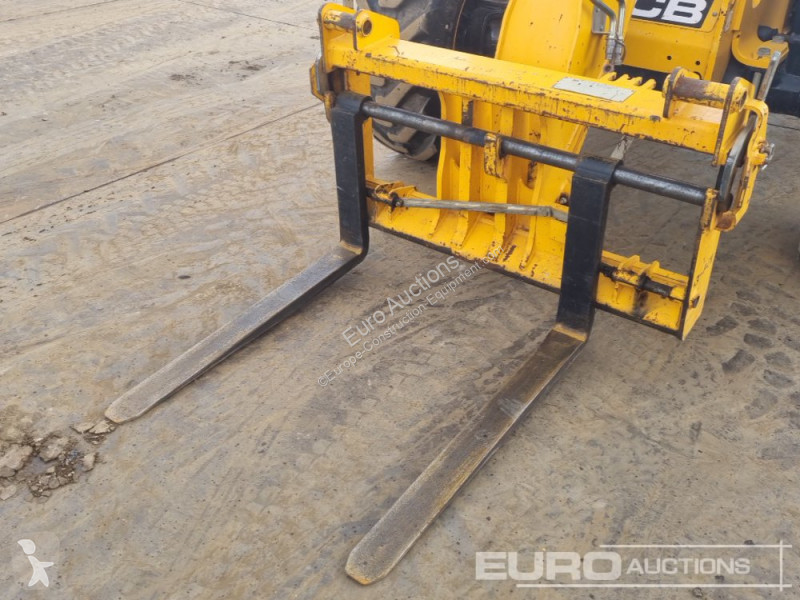 Încărcător telescopic JCB 535-95