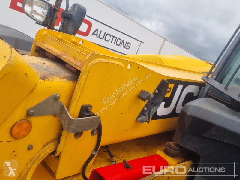 Teleskopický vozík JCB 531-70