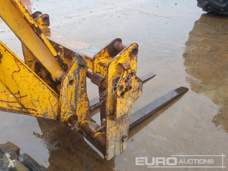 Teleskopický vozík JCB 530-70
