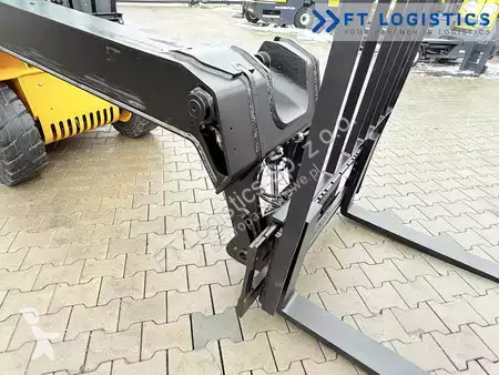 Teleskopický manipulátor JCB