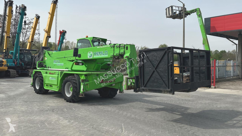 Sollevatori telescopici Merlo ROTO 45.21 MCSS 4x4