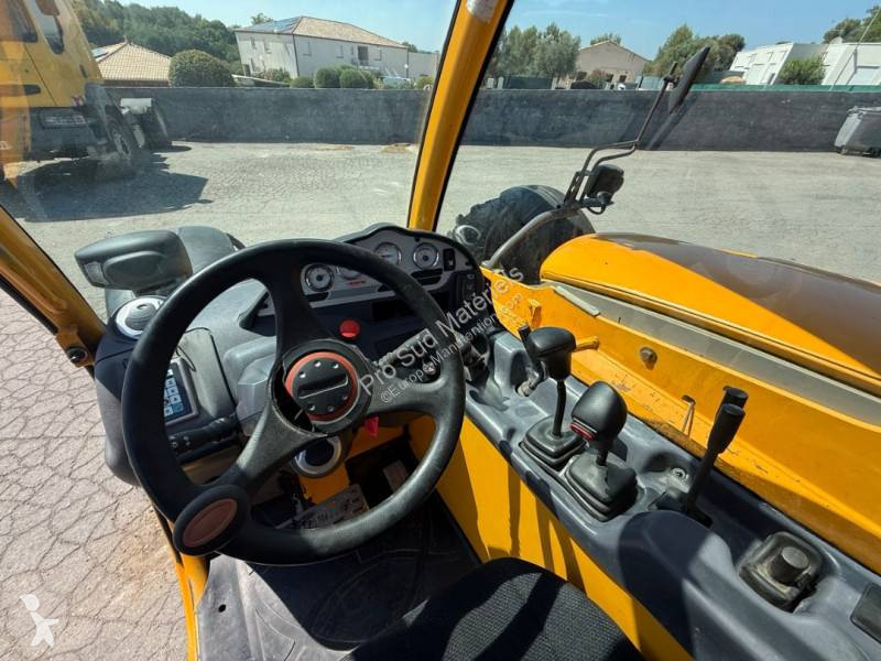 رافعة شوكية تلسكوبية Manitou