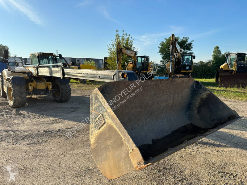 Chariot télescopique Caterpillar TH3510D