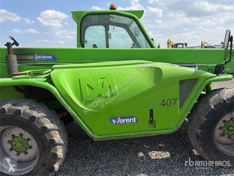 Телескопічний навантажувач Merlo P40.17