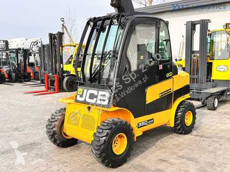 Încărcător telescopic JCB