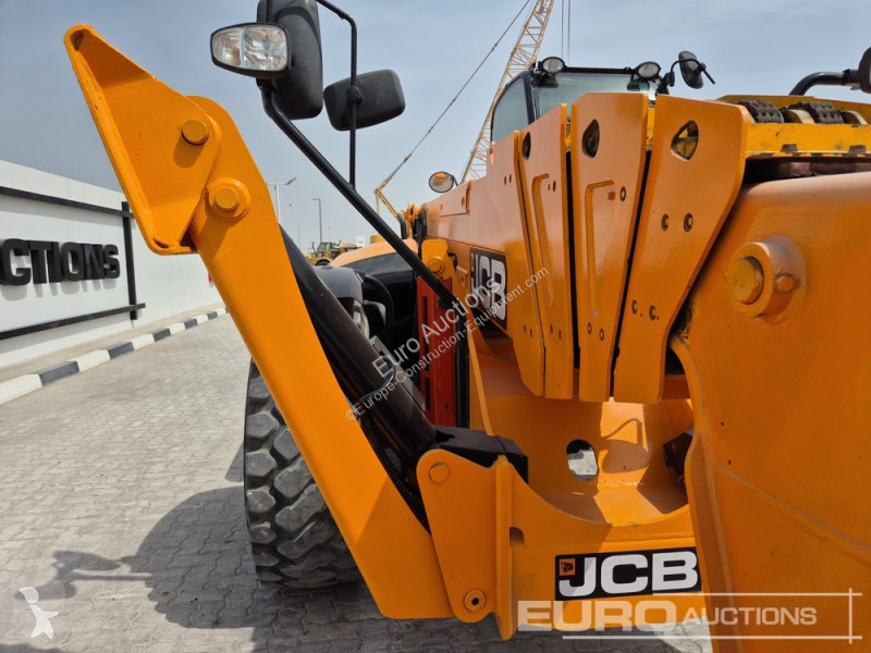 رافعة شوكية تلسكوبية JCB 540-200