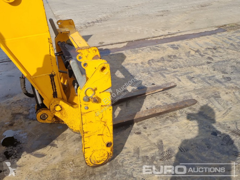 Teleskopický vozík JCB 540-170