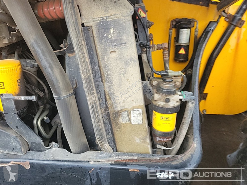 Teleskopický vozík JCB 535-140 Hi Viz