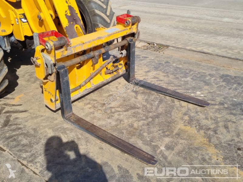 Teleskopický vozík JCB 541-70 Agri Super