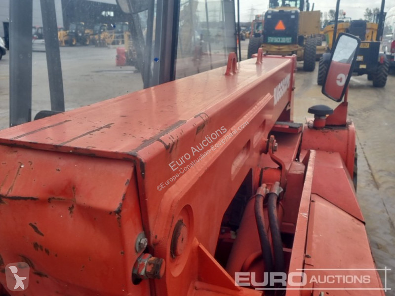 Chariot télescopique Manitou BT420