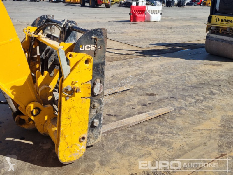 Chariot télescopique JCB 540-140 Hi Viz