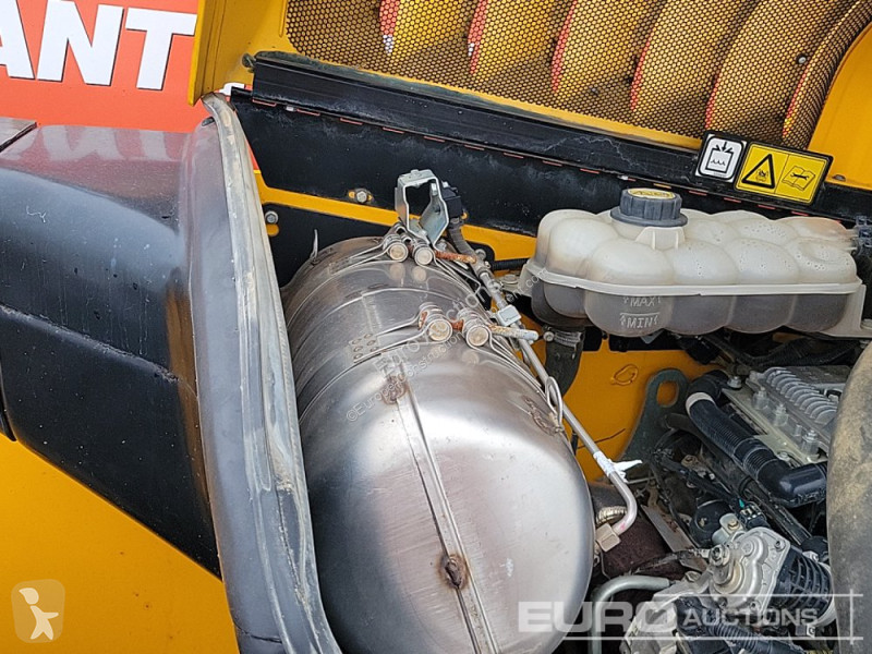 Teleskopický vozík JCB 540-170