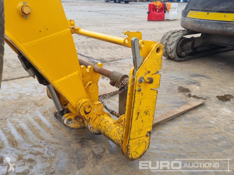 Teleskopický vozík JCB 540-140 Hi Viz