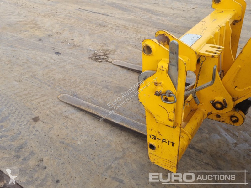 Încărcător telescopic JCB 535-95