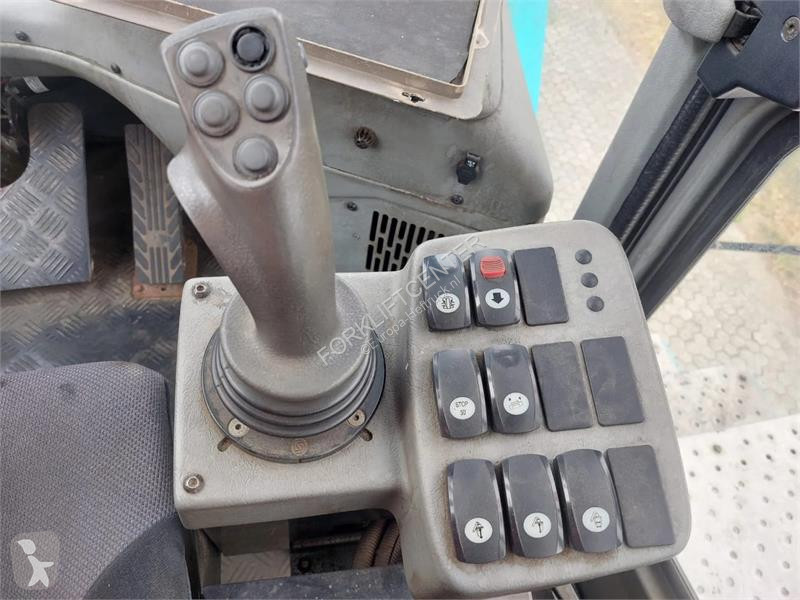 Телескопичен товарач Konecranes SMV 4531 CB5