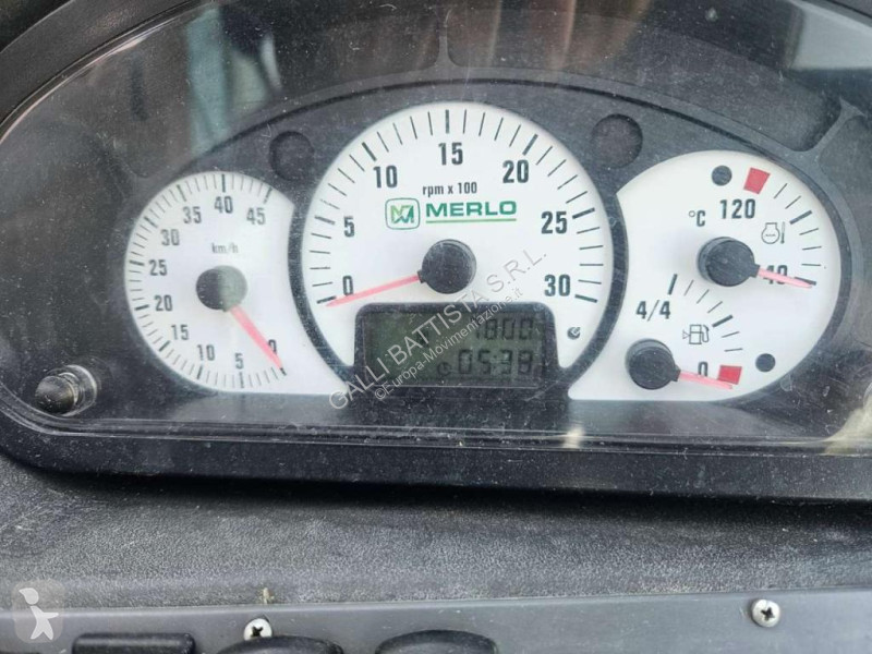 Teleskopický manipulátor Merlo P40.17