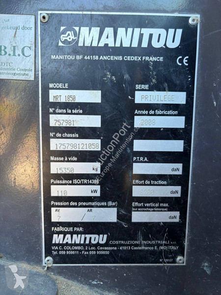 Teleskopický manipulátor Manitou MRT 1850