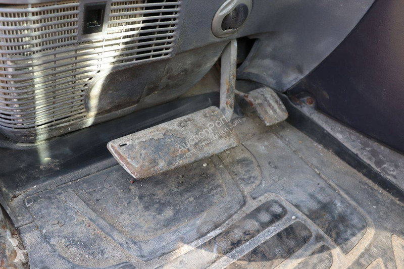 Teleskopický vozík Manitou MT835 ST3B