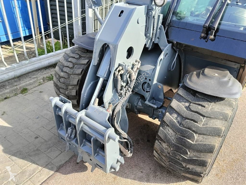 Încărcător telescopic Giant 4548 Tendo...