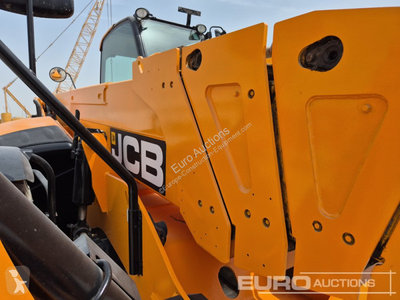 Încărcător telescopic JCB 540-200