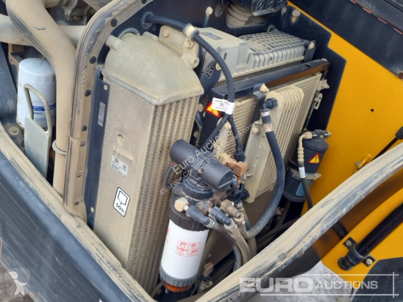 رافعة شوكية تلسكوبية JCB 540-140 Hi Viz