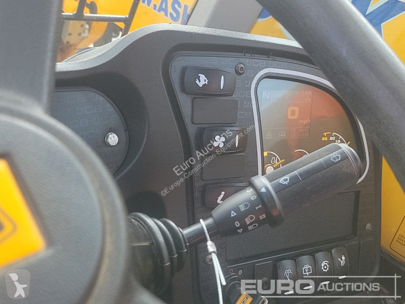 Teleskopický vozík JCB 525-60 Hi Viz