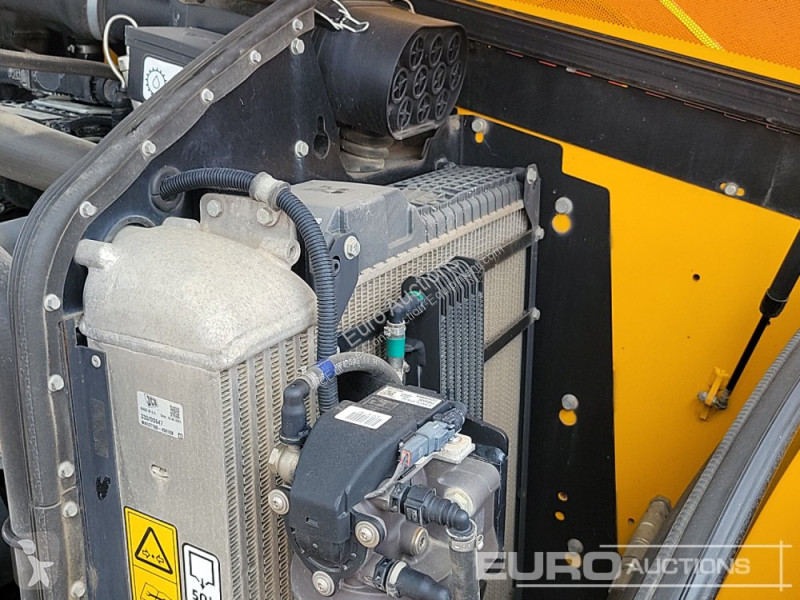 Teleskopický vozík JCB 540-170